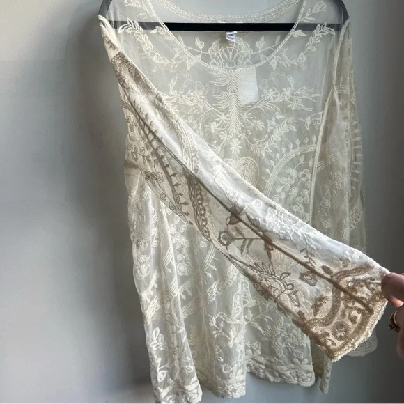 NWT Cato Delicate Lace Blouse - Large - Picture 7 of 14